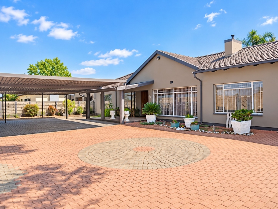 3 Bedroom Property for Sale in Elspark Gauteng