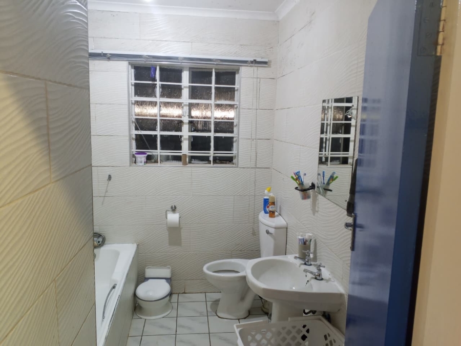 3 Bedroom Property for Sale in Birch Acres Gauteng