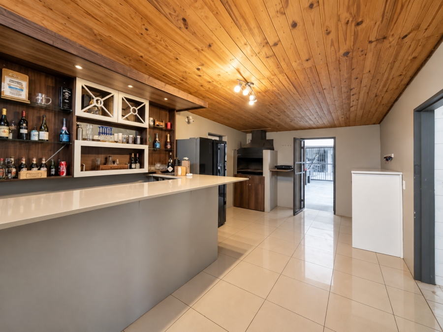 4 Bedroom Property for Sale in Brenthurst Gauteng