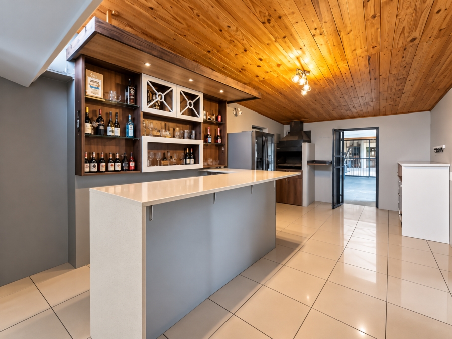 4 Bedroom Property for Sale in Brenthurst Gauteng
