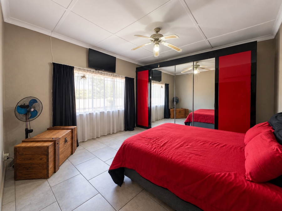 4 Bedroom Property for Sale in Brenthurst Gauteng