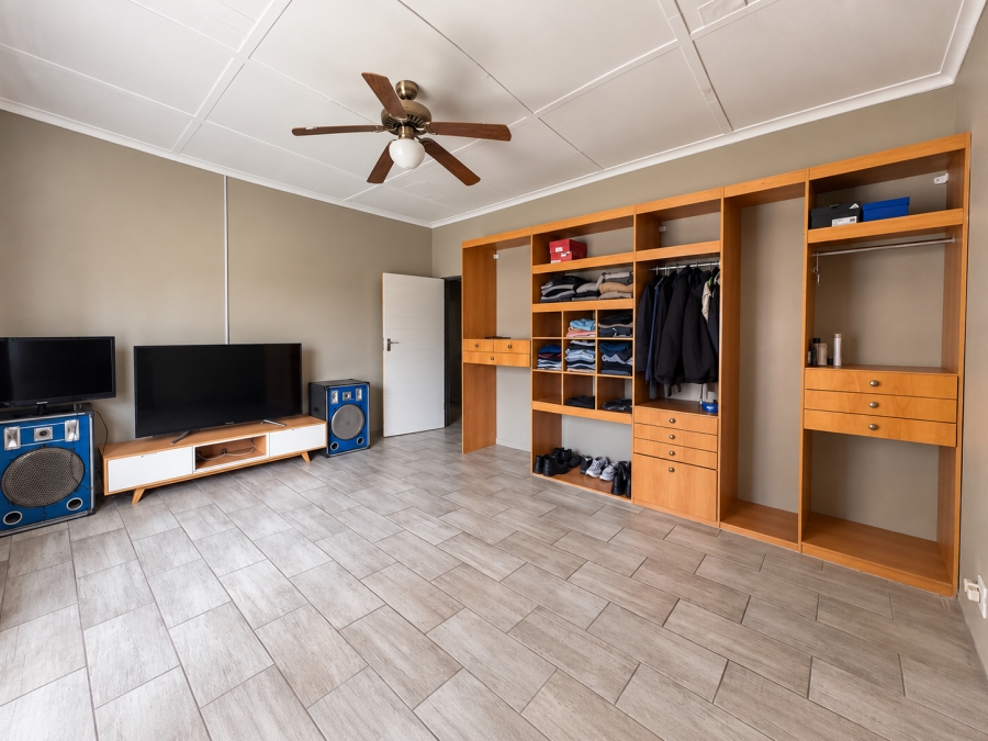 4 Bedroom Property for Sale in Brenthurst Gauteng