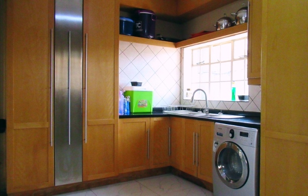 6 Bedroom Property for Sale in Strathavon Gauteng