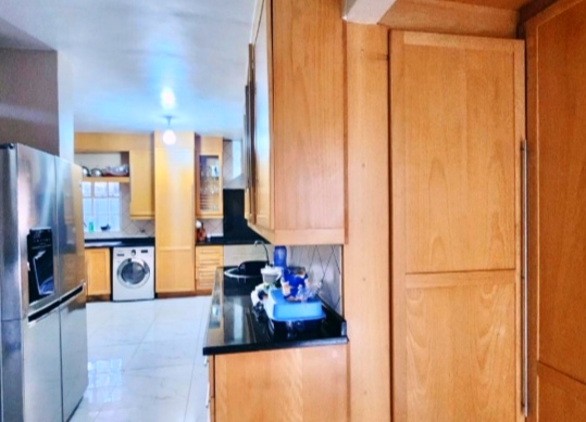 6 Bedroom Property for Sale in Strathavon Gauteng