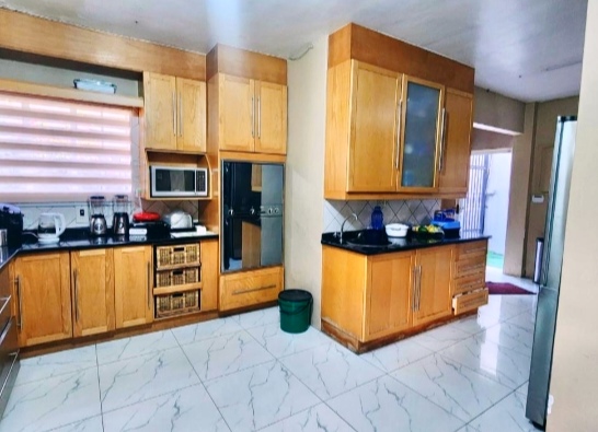 6 Bedroom Property for Sale in Strathavon Gauteng