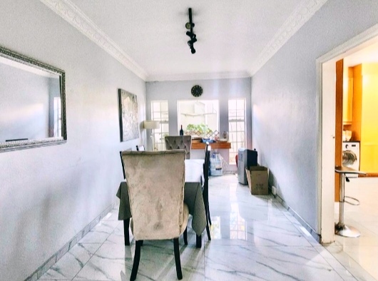 6 Bedroom Property for Sale in Strathavon Gauteng