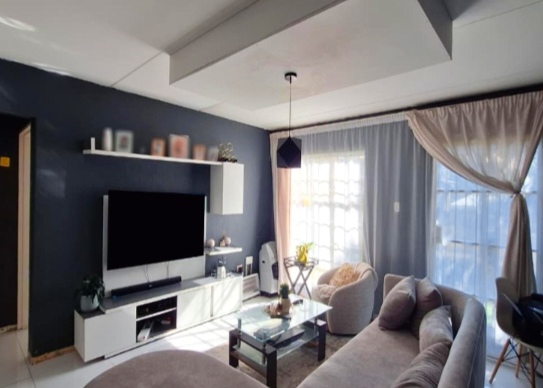 2 Bedroom Property for Sale in Whitney Gardens Gauteng