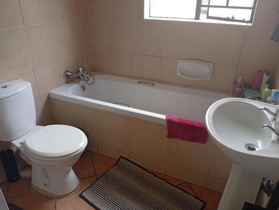 2 Bedroom Property for Sale in Equestria Gauteng