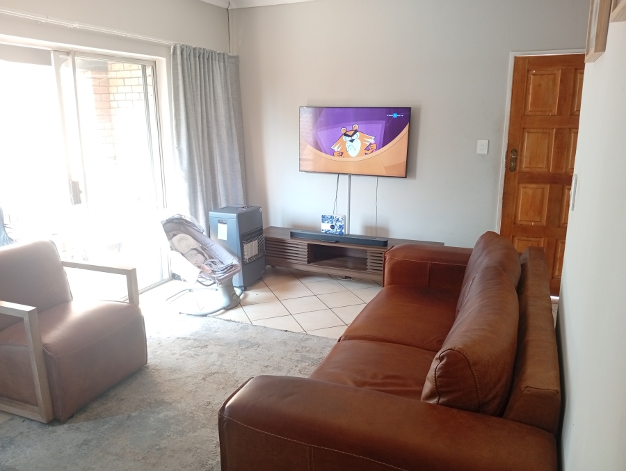 2 Bedroom Property for Sale in Equestria Gauteng