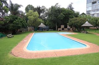 To Let 2 Bedroom Property for Rent in Bedfordview Gauteng