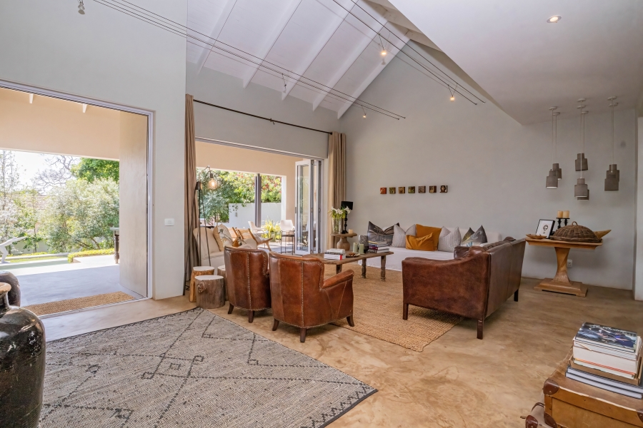 4 Bedroom Property for Sale in Waterkloof Gauteng