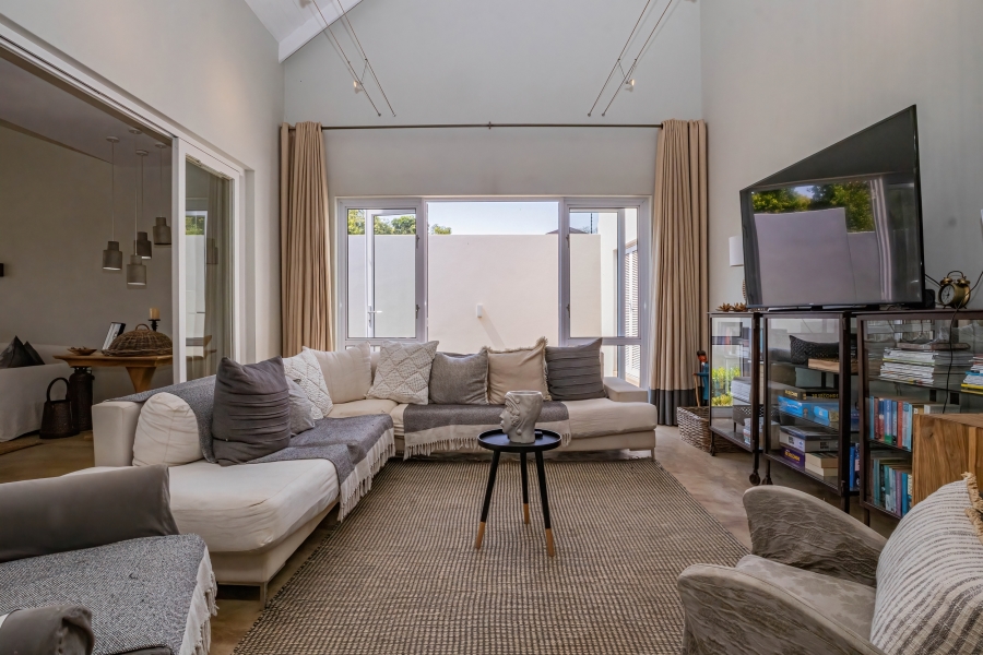 4 Bedroom Property for Sale in Waterkloof Gauteng
