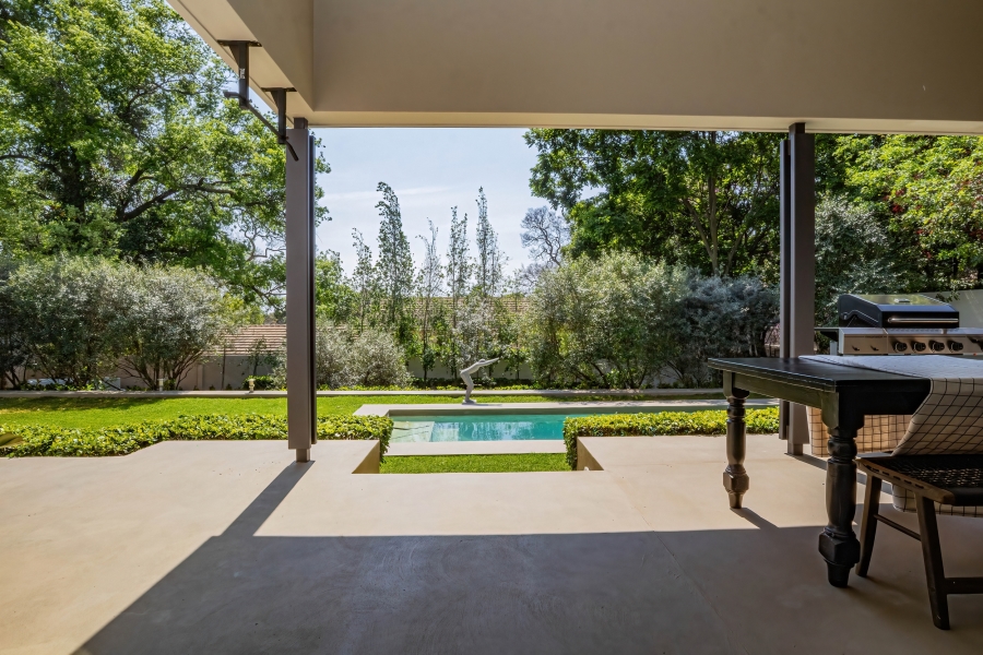 4 Bedroom Property for Sale in Waterkloof Gauteng