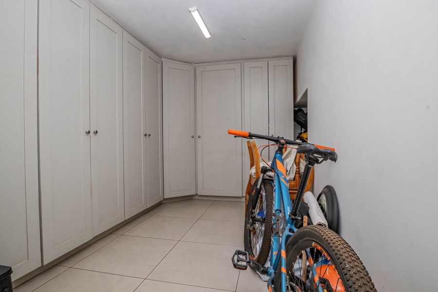 4 Bedroom Property for Sale in Waterkloof Gauteng