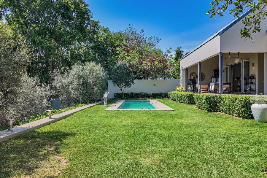4 Bedroom Property for Sale in Waterkloof Gauteng