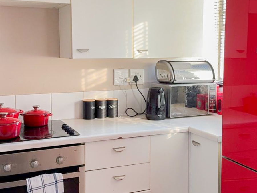 To Let 1 Bedroom Property for Rent in Houghton Estate Gauteng
