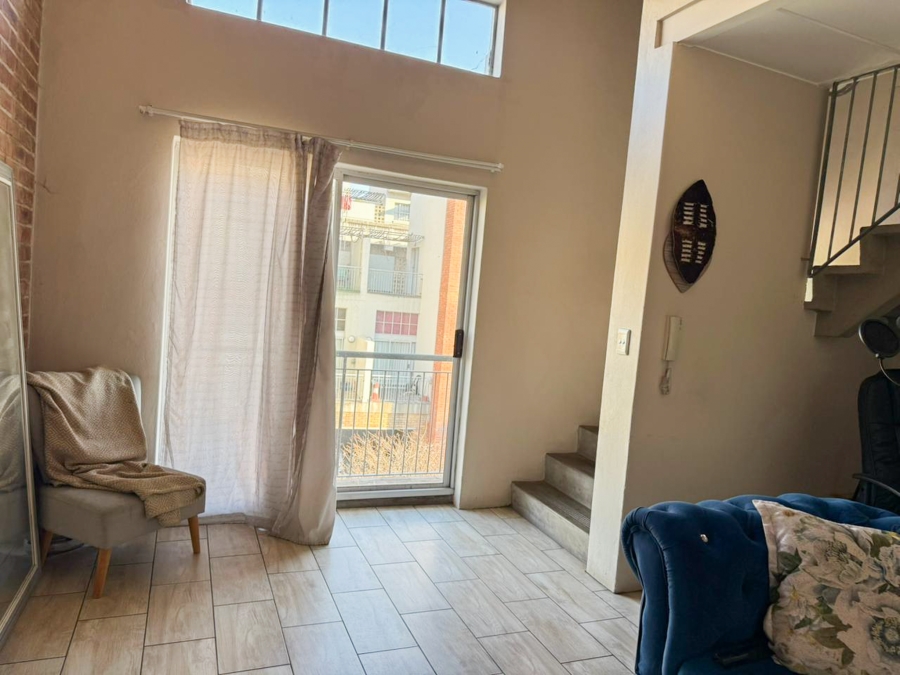 To Let 1 Bedroom Property for Rent in Houghton Estate Gauteng