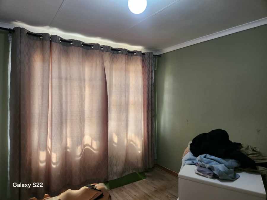 To Let 3 Bedroom Property for Rent in Crystal Park Gauteng