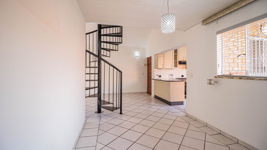2 Bedroom Property for Sale in Bassonia Gauteng