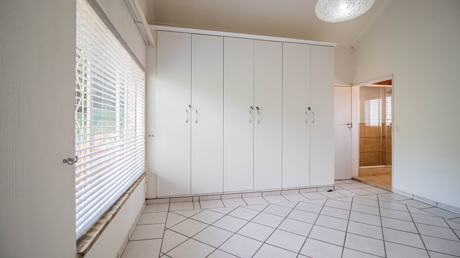 2 Bedroom Property for Sale in Bassonia Gauteng