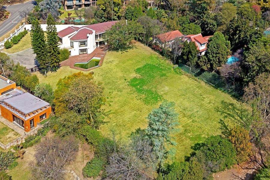 4 Bedroom Property for Sale in Benmore Gardens Gauteng