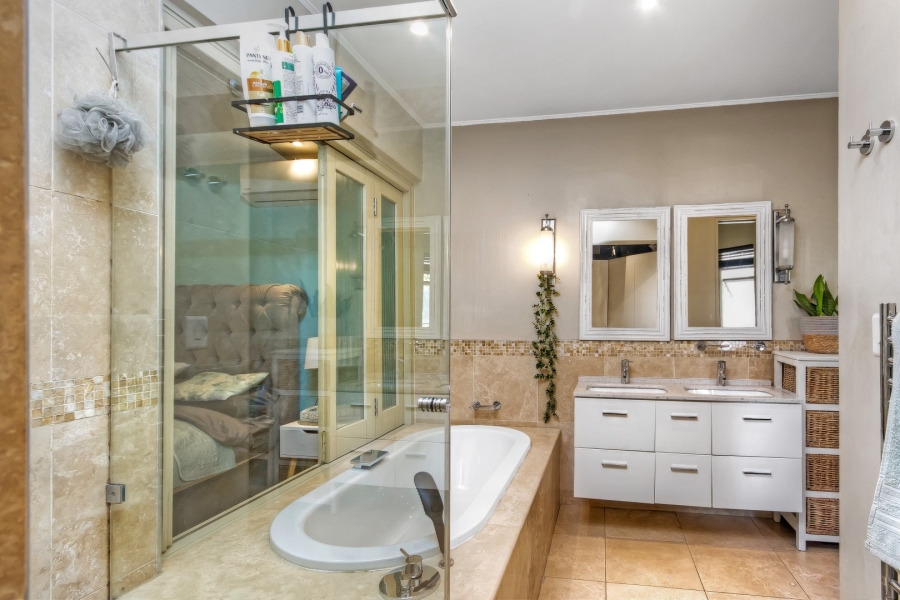 2 Bedroom Property for Sale in Hyde Park Gauteng