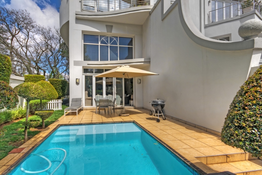 2 Bedroom Property for Sale in Hyde Park Gauteng