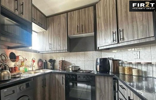 To Let 2 Bedroom Property for Rent in Bromhof Gauteng