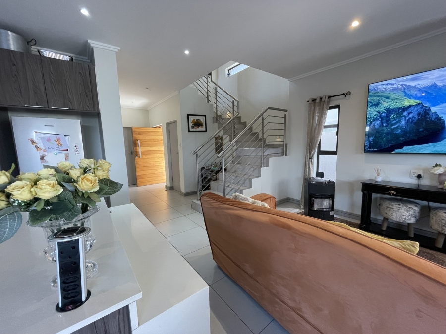 3 Bedroom Property for Sale in Petervale Gauteng