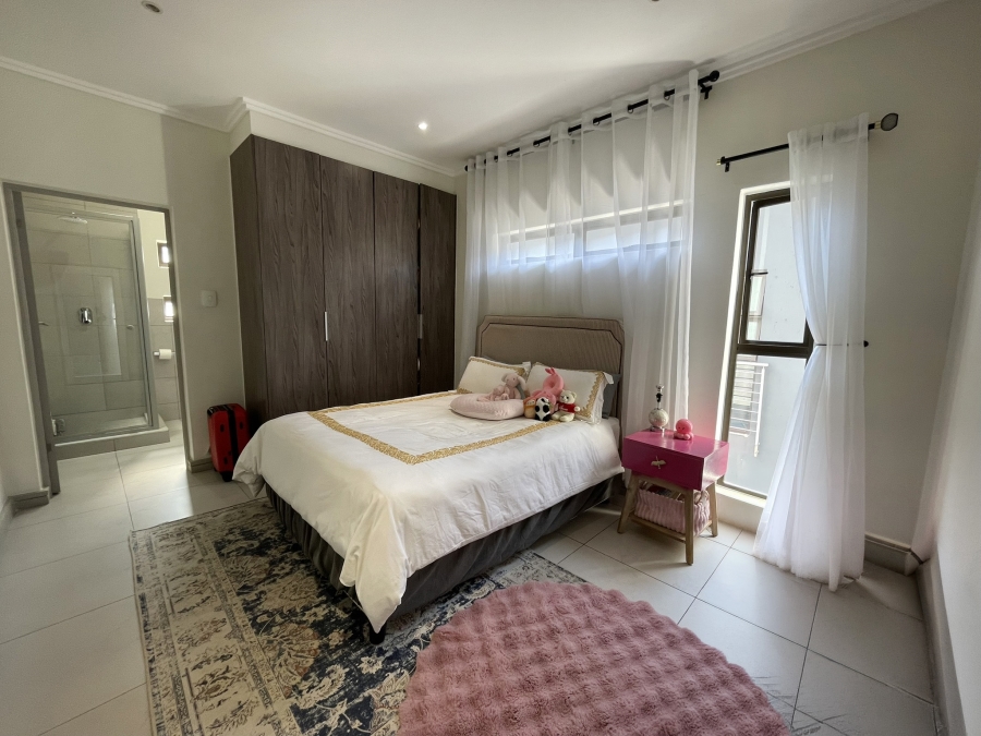 3 Bedroom Property for Sale in Petervale Gauteng