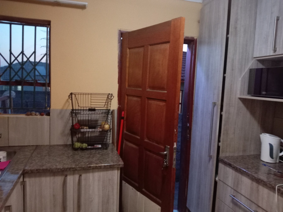 3 Bedroom Property for Sale in Bram Fischerville Gauteng