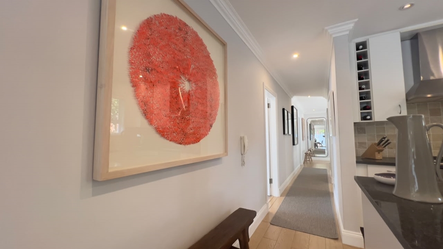 To Let 2 Bedroom Property for Rent in Hurlingham Gauteng