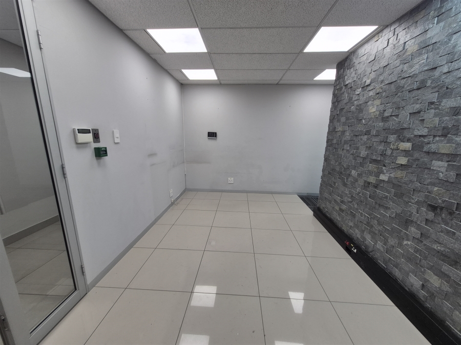 To Let Commercial Property for Rent in Dunkeld West Gauteng