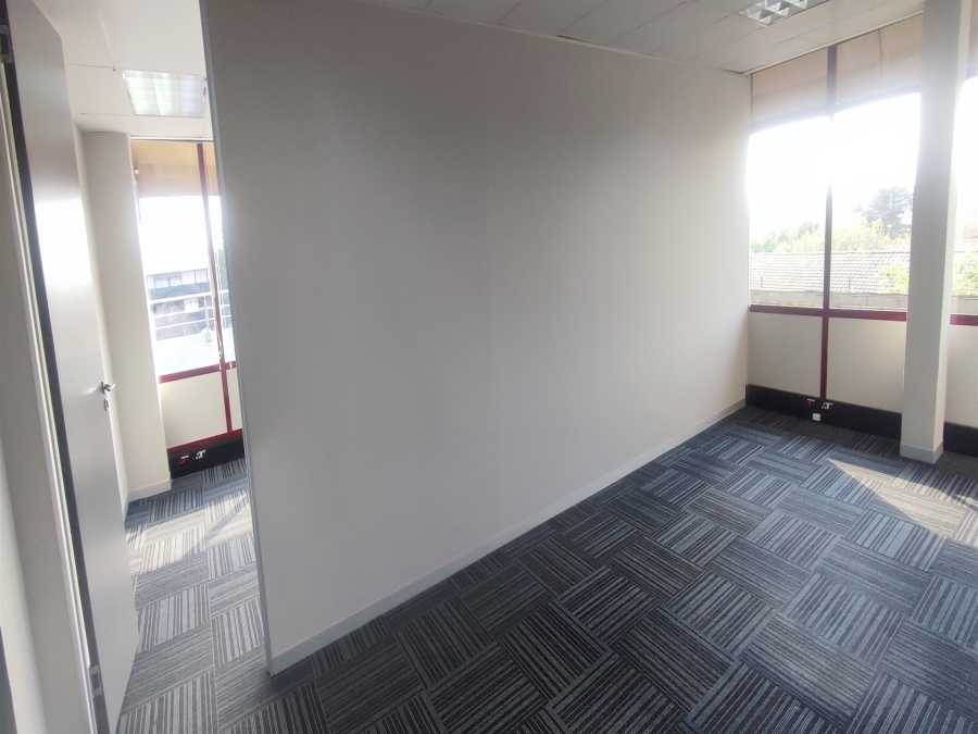 To Let Commercial Property for Rent in Cresta Gauteng
