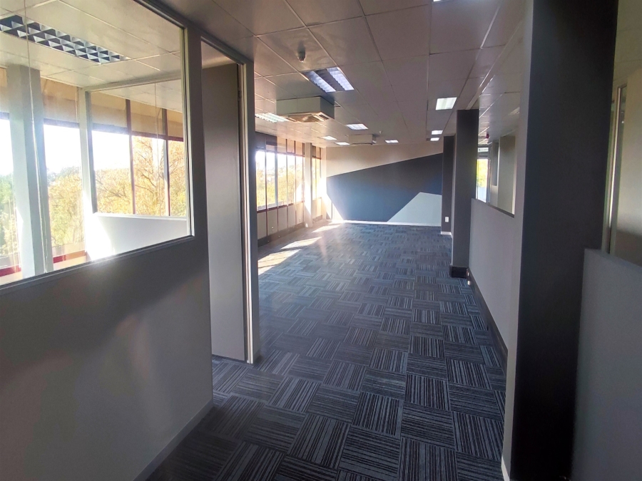 To Let Commercial Property for Rent in Cresta Gauteng