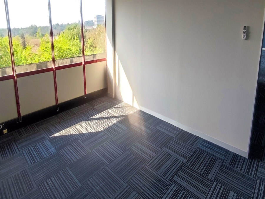 To Let Commercial Property for Rent in Cresta Gauteng