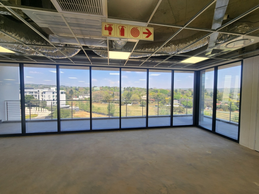 To Let Commercial Property for Rent in Glenadrienne Gauteng
