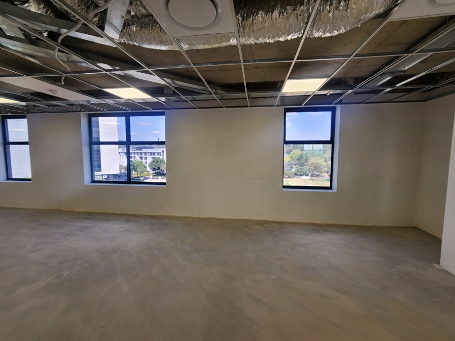 To Let Commercial Property for Rent in Glenadrienne Gauteng