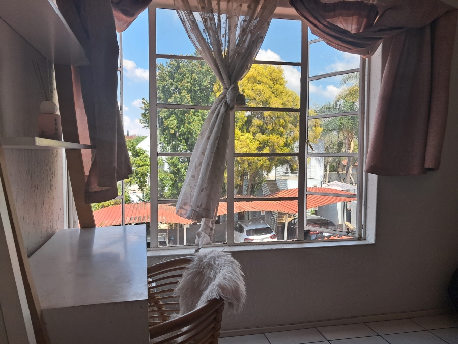To Let 1 Bedroom Property for Rent in Lonehill Gauteng