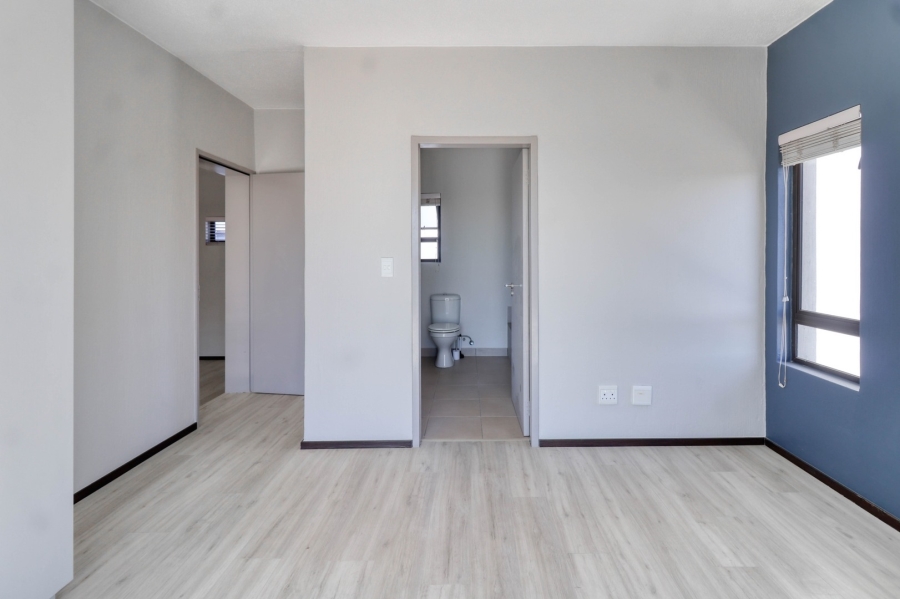 To Let 3 Bedroom Property for Rent in Broadacres Gauteng