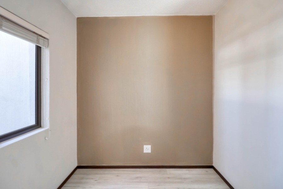 To Let 3 Bedroom Property for Rent in Broadacres Gauteng