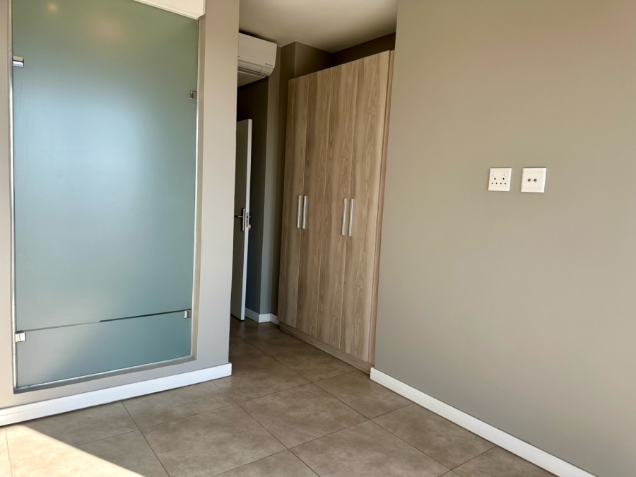 To Let 3 Bedroom Property for Rent in Rosebank Gauteng