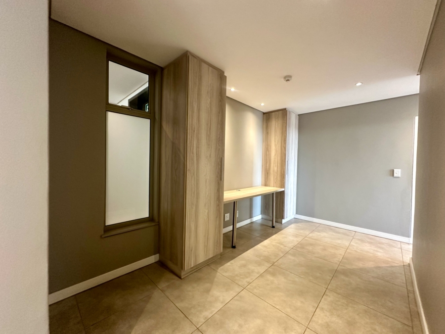 To Let 3 Bedroom Property for Rent in Rosebank Gauteng