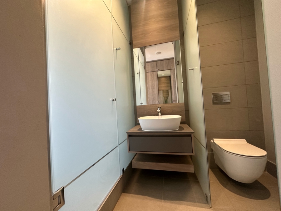 To Let 3 Bedroom Property for Rent in Rosebank Gauteng