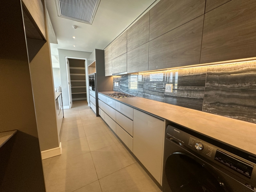 To Let 3 Bedroom Property for Rent in Rosebank Gauteng