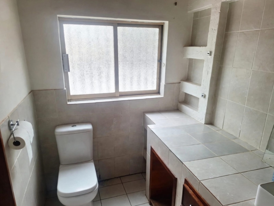 4 Bedroom Property for Sale in Nieuw Muckleneuk Gauteng