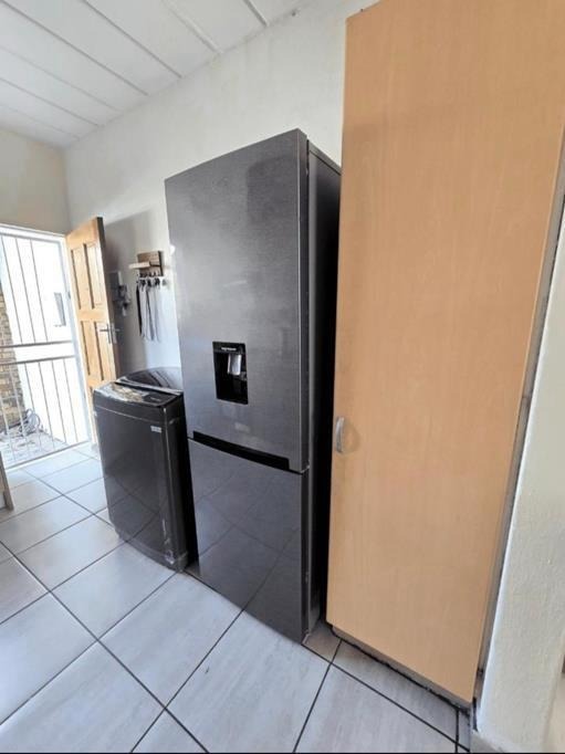 To Let 2 Bedroom Property for Rent in Noordwyk Gauteng