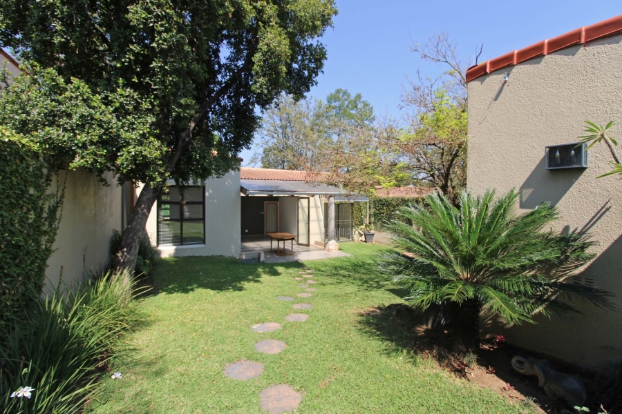 2 Bedroom Property for Sale in Bryanston Gauteng