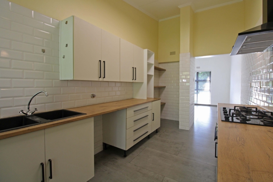 2 Bedroom Property for Sale in Bryanston Gauteng
