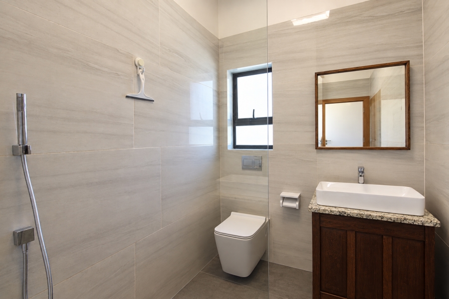 2 Bedroom Property for Sale in Bryanston Gauteng